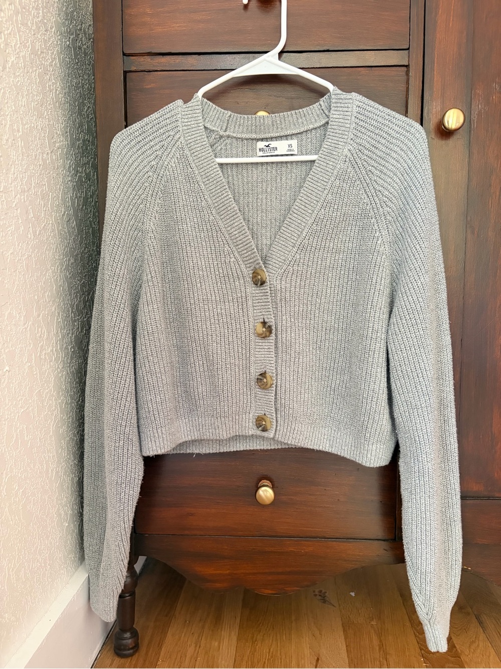 Hollister Light Gray Cropped V-Neck Button Knit Cardigan